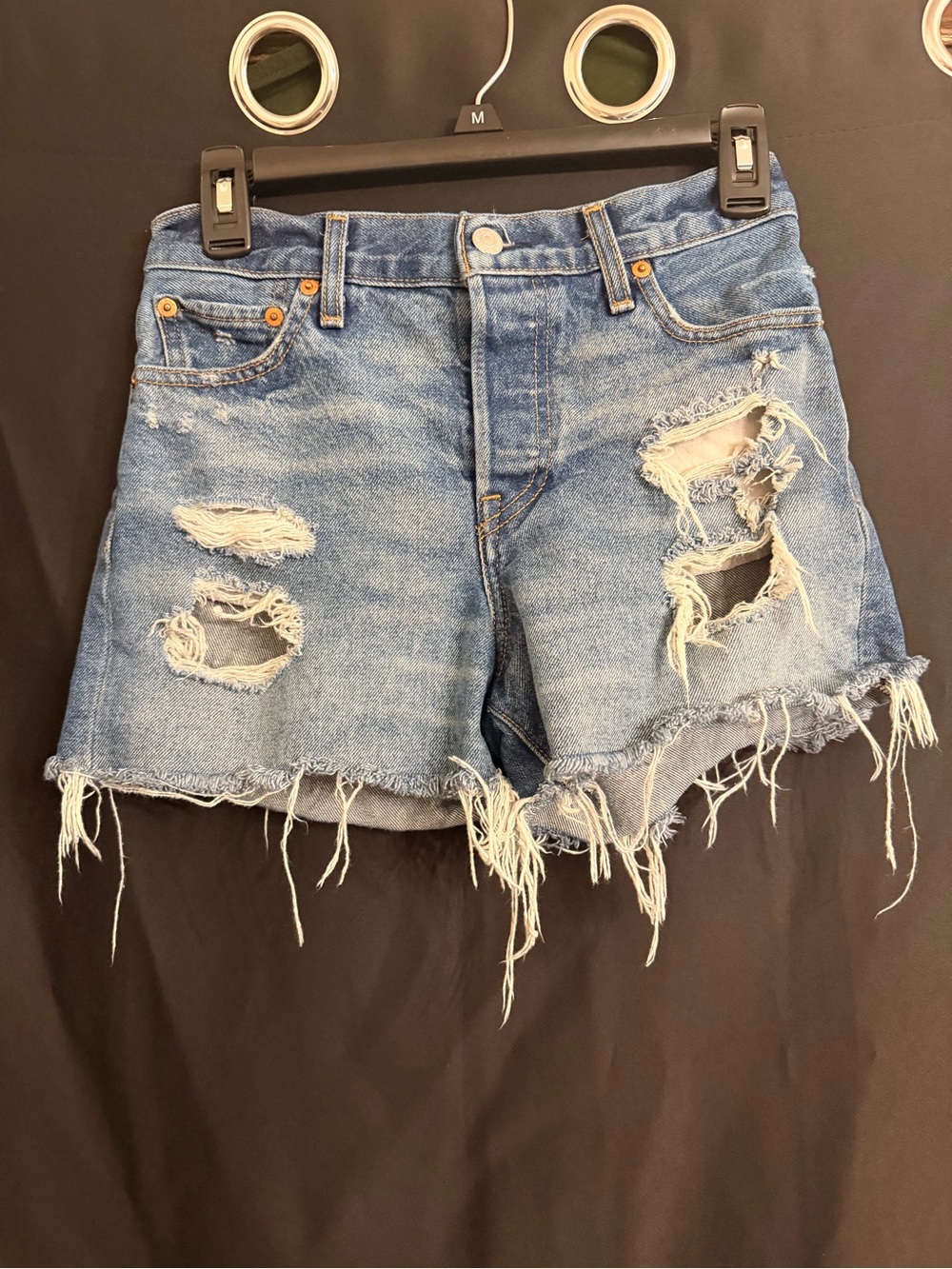 Levi’s Premium Wedgie Distressed Denim Shorts Size 26